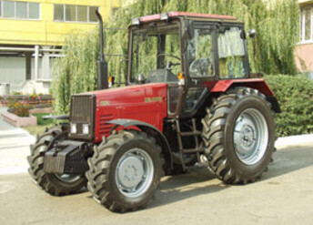 Трактор Беларус 892